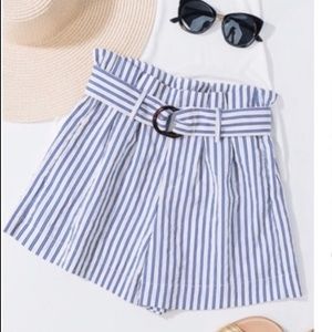 O-Ring Belted Paper Bag Striped Shorts